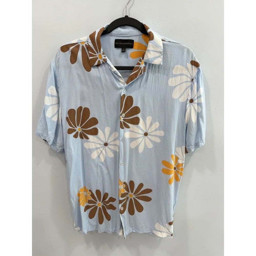 No Boundaries Floral Resort Shirt Mens Medium Blue Daisy Rayon Button Front